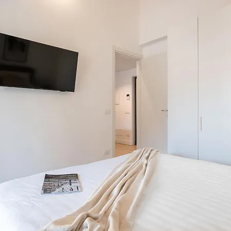 Urban Oasis Labicana Modern Loft With Terrace